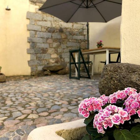 Apartamento Un Gioiello Nel Centro Storico Bari Sardo Exterior foto