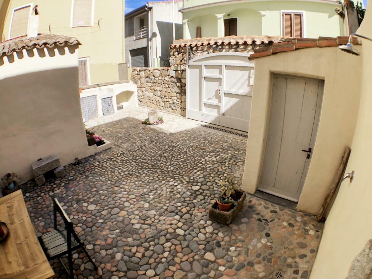 Apartamento Un Gioiello Nel Centro Storico Bari Sardo Exterior foto